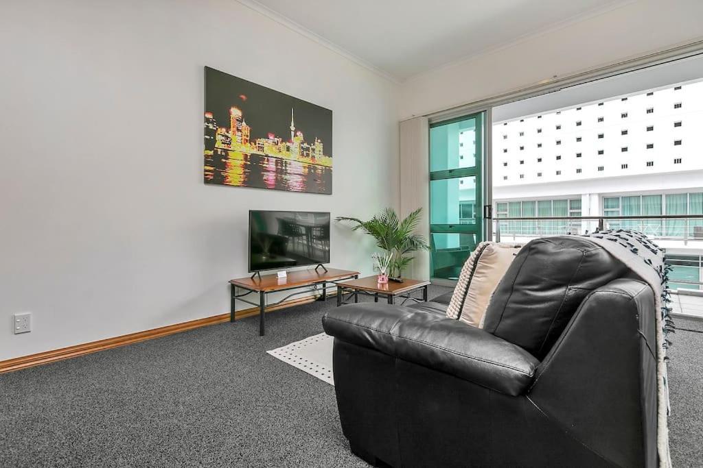 Spacious One Bedroom Apartment On Princes Wharf Auckland Exterior photo