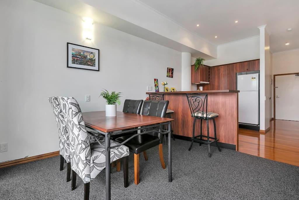 Spacious One Bedroom Apartment On Princes Wharf Auckland Exterior photo